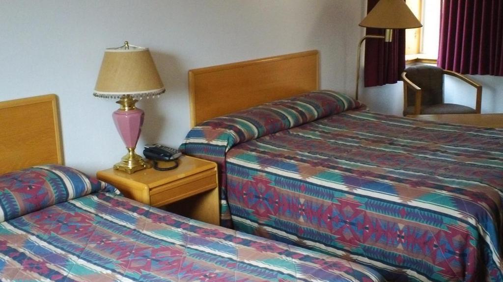 Park Row Lodge Маниту Спрингс Стая снимка