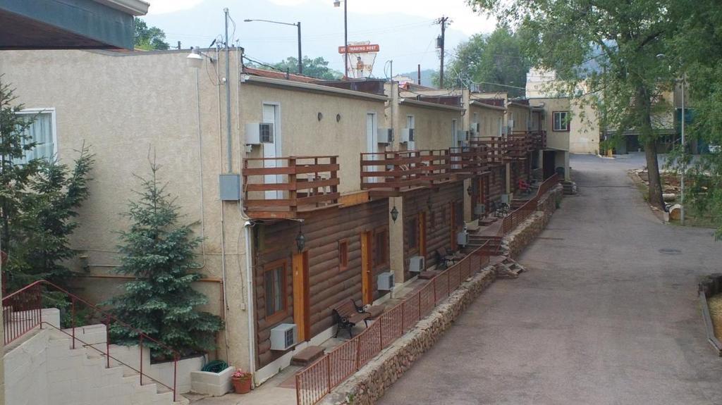 Park Row Lodge Маниту Спрингс Екстериор снимка